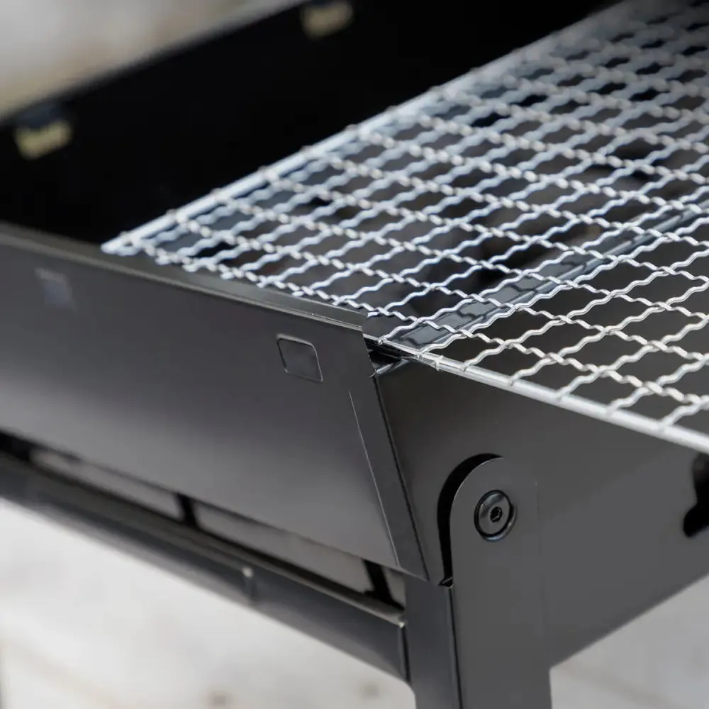 Folding Portable Barbecue for use with Charcoal Bearbq Innovagoods