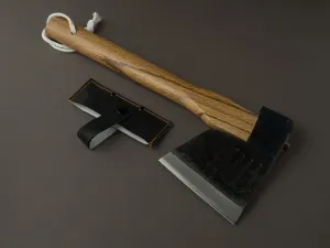Mizuno - Zenko Bakin Axe - 680g - Oak Handle